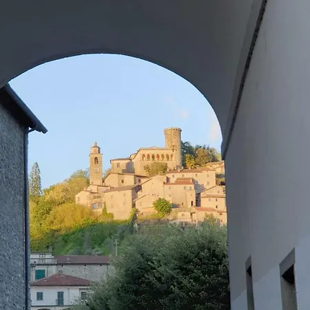 La Divina Corte Bagnone